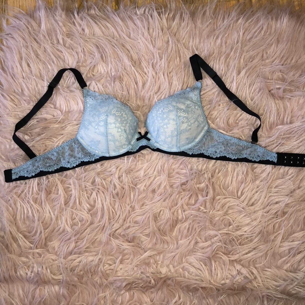 Victoria’s Secret bra